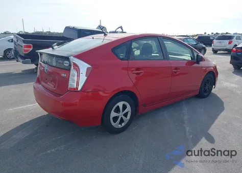 2013 Toyota Prius z USA, uszkodzony, nr VIN JTDKN3DU9D5632884